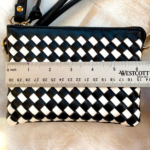 Charming Charlie Small Purse/Organizer - Picture 7 of 12